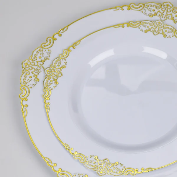 10.25‘‘ dinner plates with gold rim