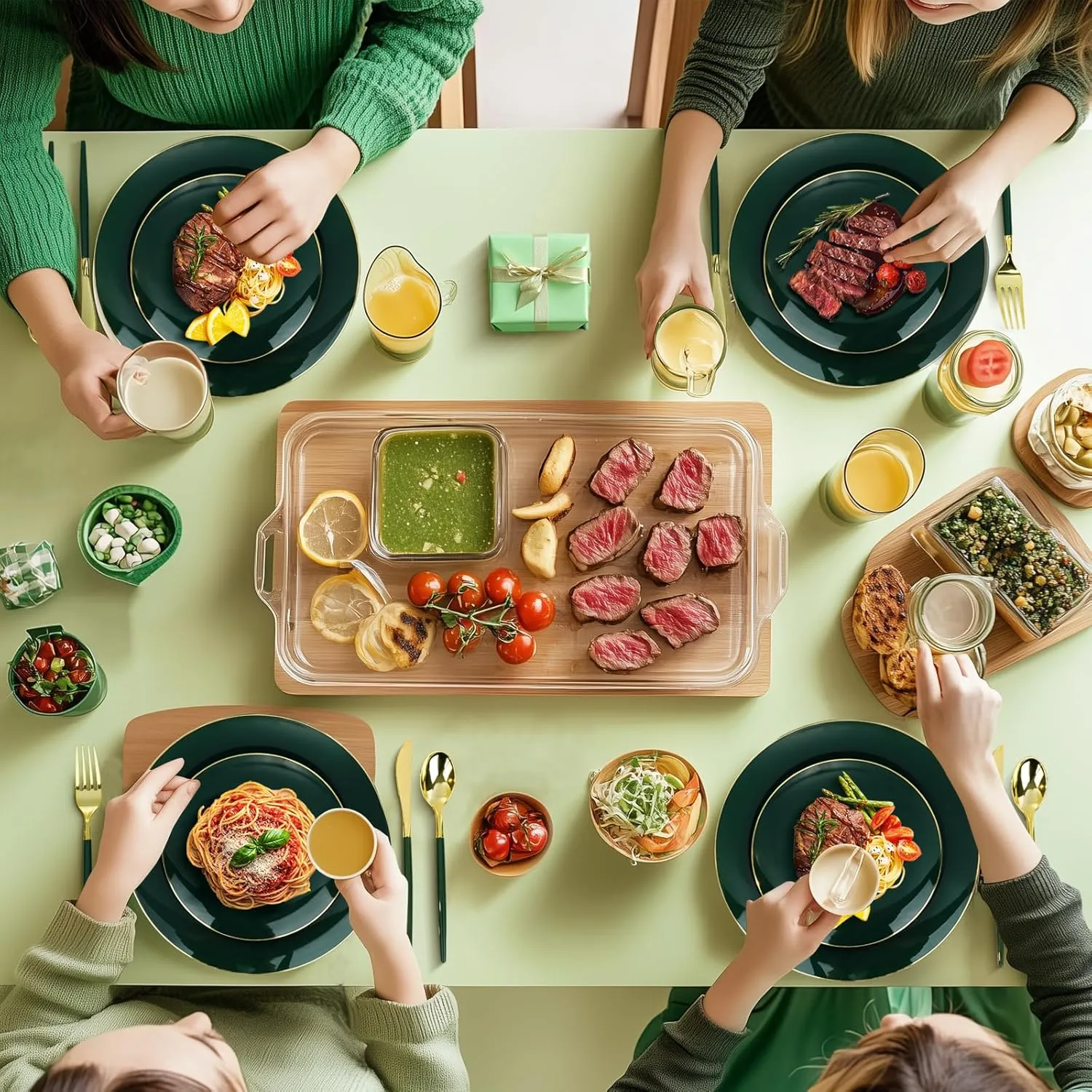 green-plastic-plates-for-events